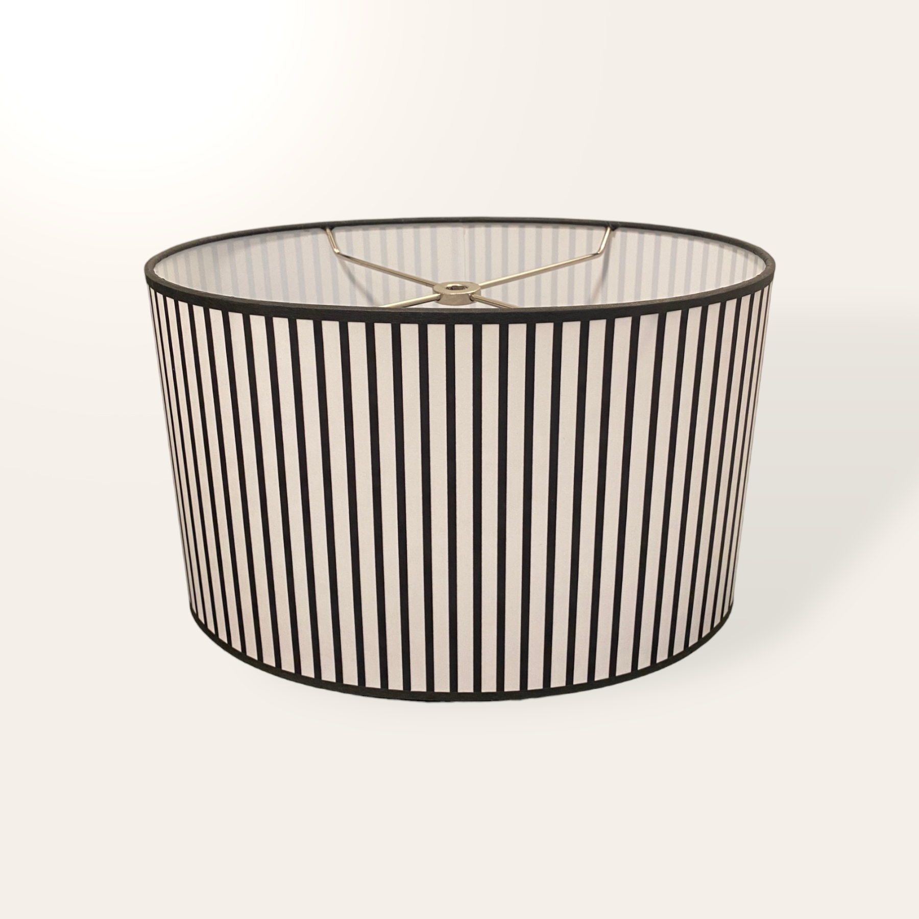 Buy black Printed Stripe Retro Oval
