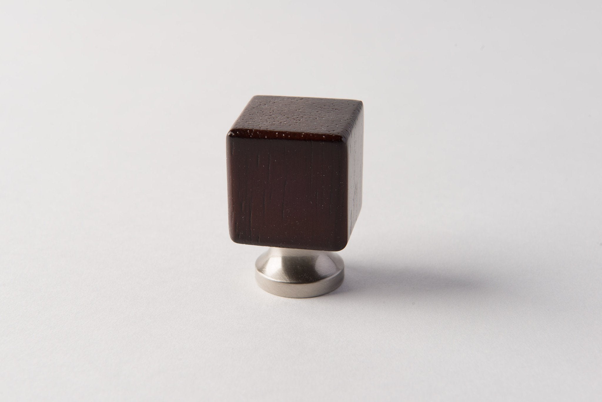 Brushed Nickel Rubberwood Cube Sable 1.25"