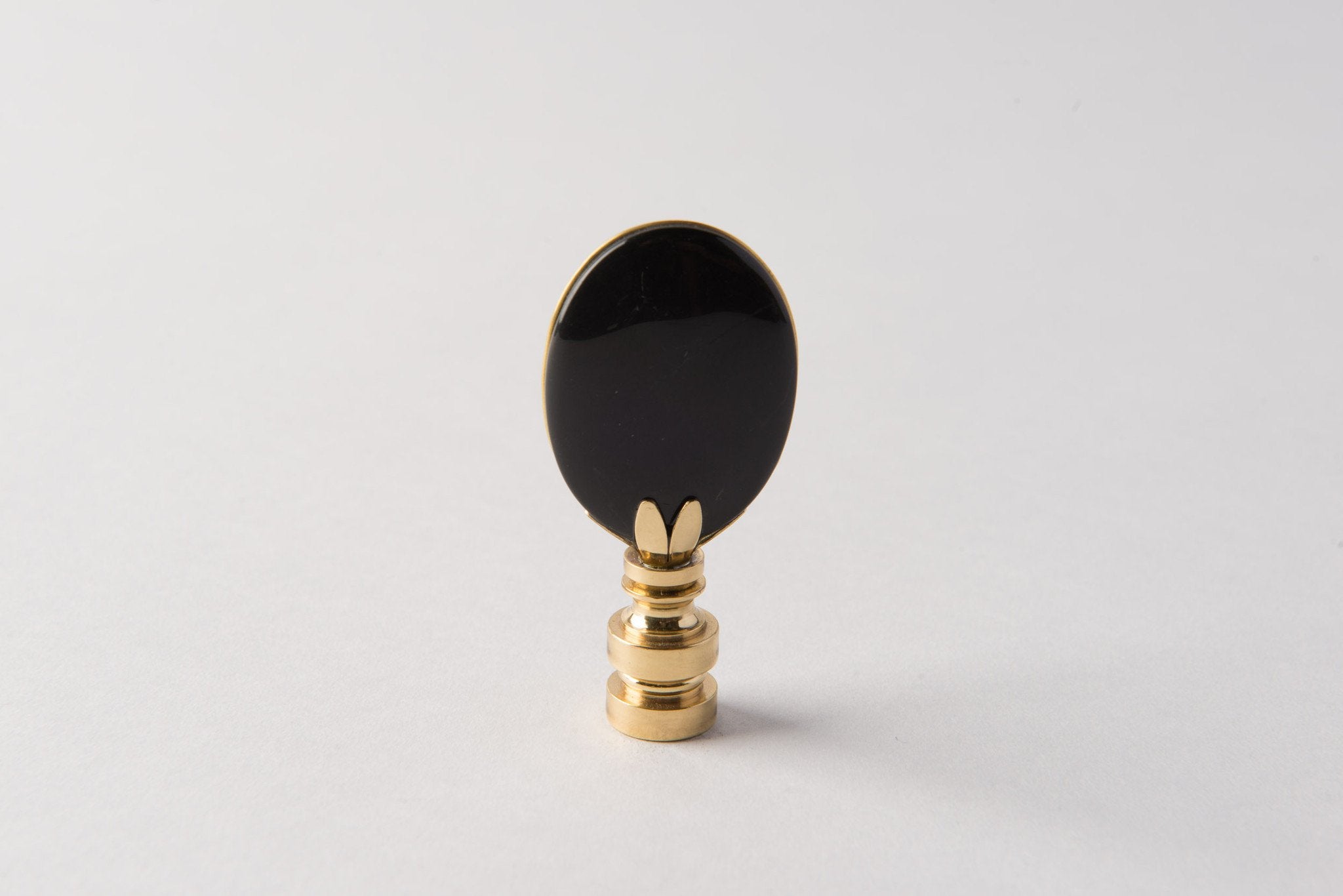 Onyx Oval Black